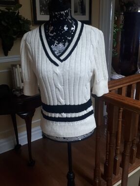 RODIER Cream V-Neck Cable Knit Top with Black Trim